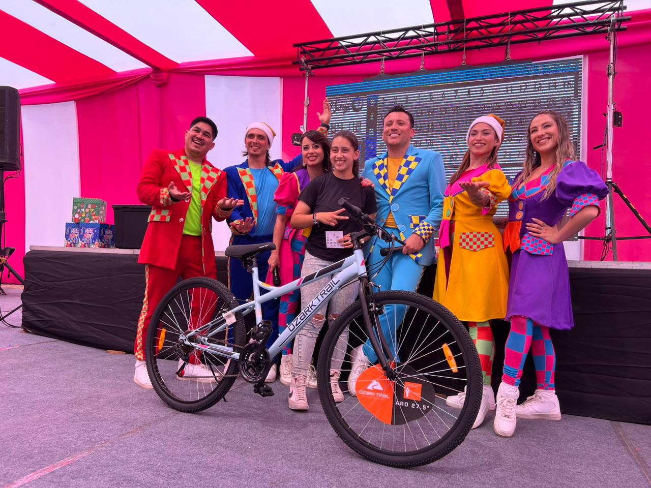 [Galería] Así se vivió la navidad con “Santa y la Fábrica de los Sueños” este 2025